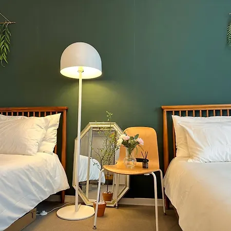 Stay Rock 樂 2 Room 3 Beds 3 Min From Ewha Univ Stn
