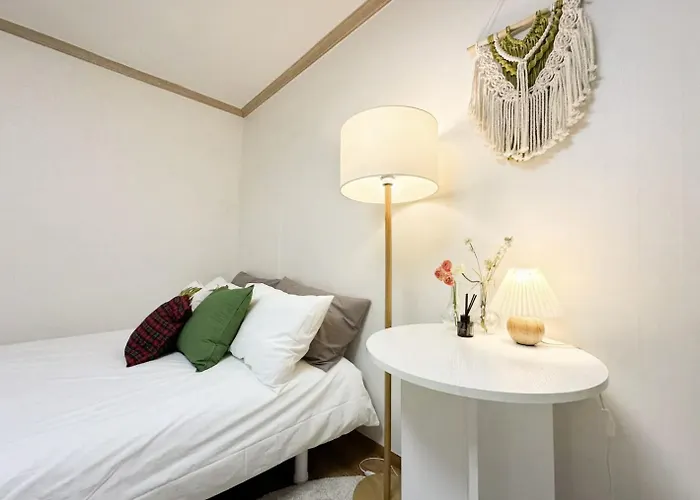 Rock 樂 2 3 Beds 3 Min From Ewha Univ Stn Appartamento Seul