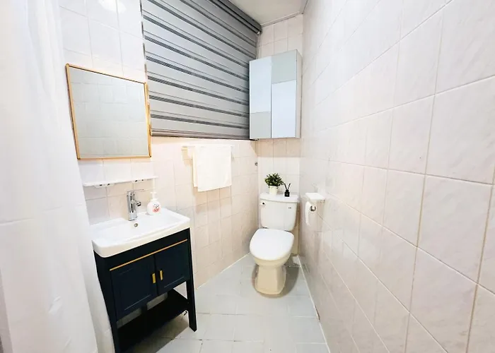 Rock 樂 2 3 Beds 3 Min From Ewha Univ Stn * Seul