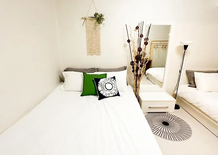 Rock 樂 2 3 Beds 3 Min From Ewha Univ Stn Apartamento