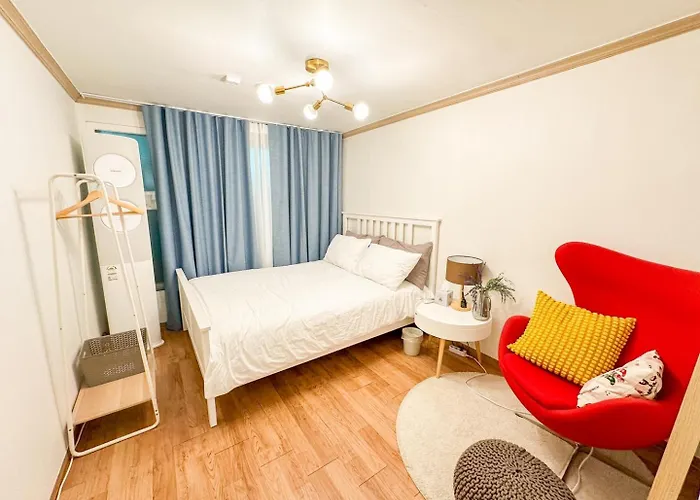 Rock 樂 2 3 Beds 3 Min From Ewha Univ Stn Apartamento Seul
