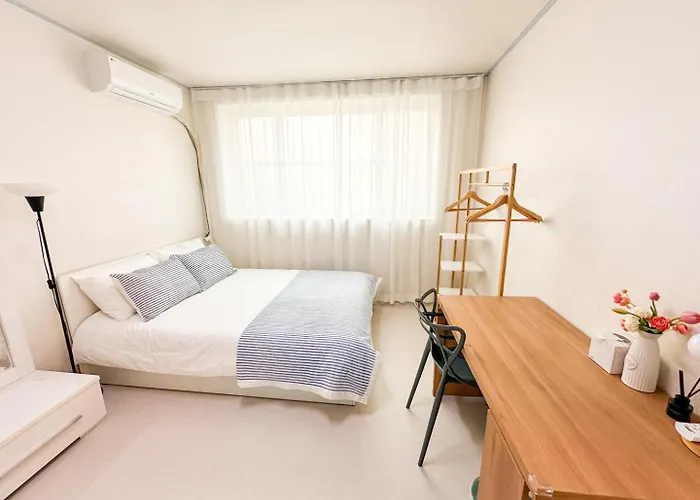Appartamento Rock 樂 2 3 Beds 3 Min From Ewha Univ Stn *