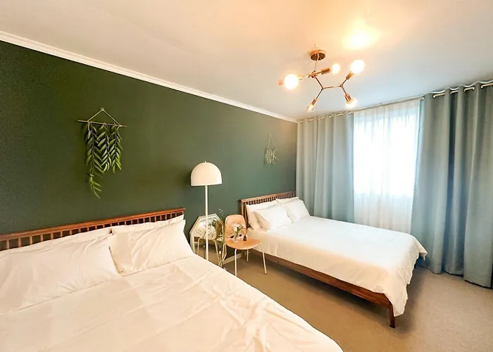 Rock 樂 2 3 Beds 3 Min From Ewha Univ Stn * Seul
