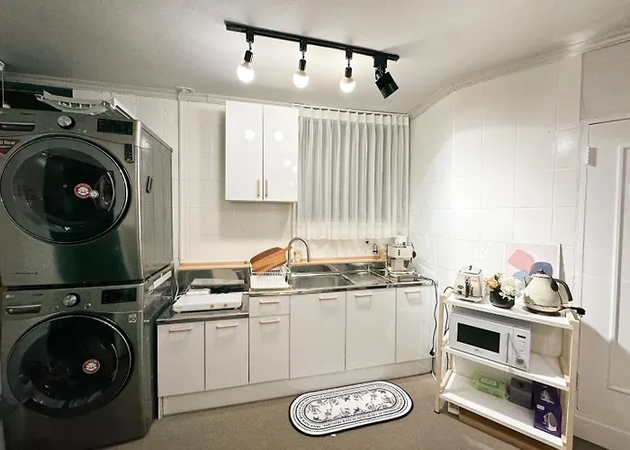 Rock 樂 2 3 Beds 3 Min From Ewha Univ Stn Appartamento *