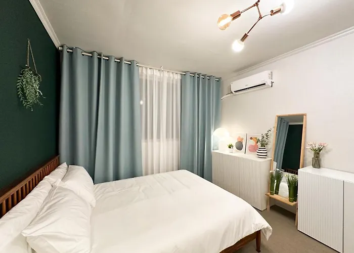 Rock 樂 2 3 Beds 3 Min From Ewha Univ Stn * Seul